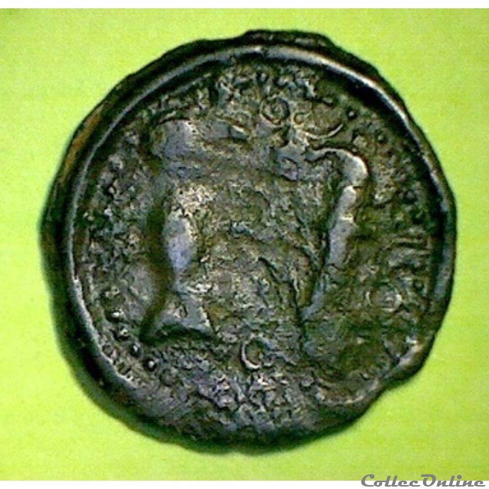 serie 35 DT 213 A var potin à l'oiseau et au poisson et animaux affrontés monnaie antique gauloise serie 35 dt 213 a var potin a oiseau et au poisson et animaux affrontes