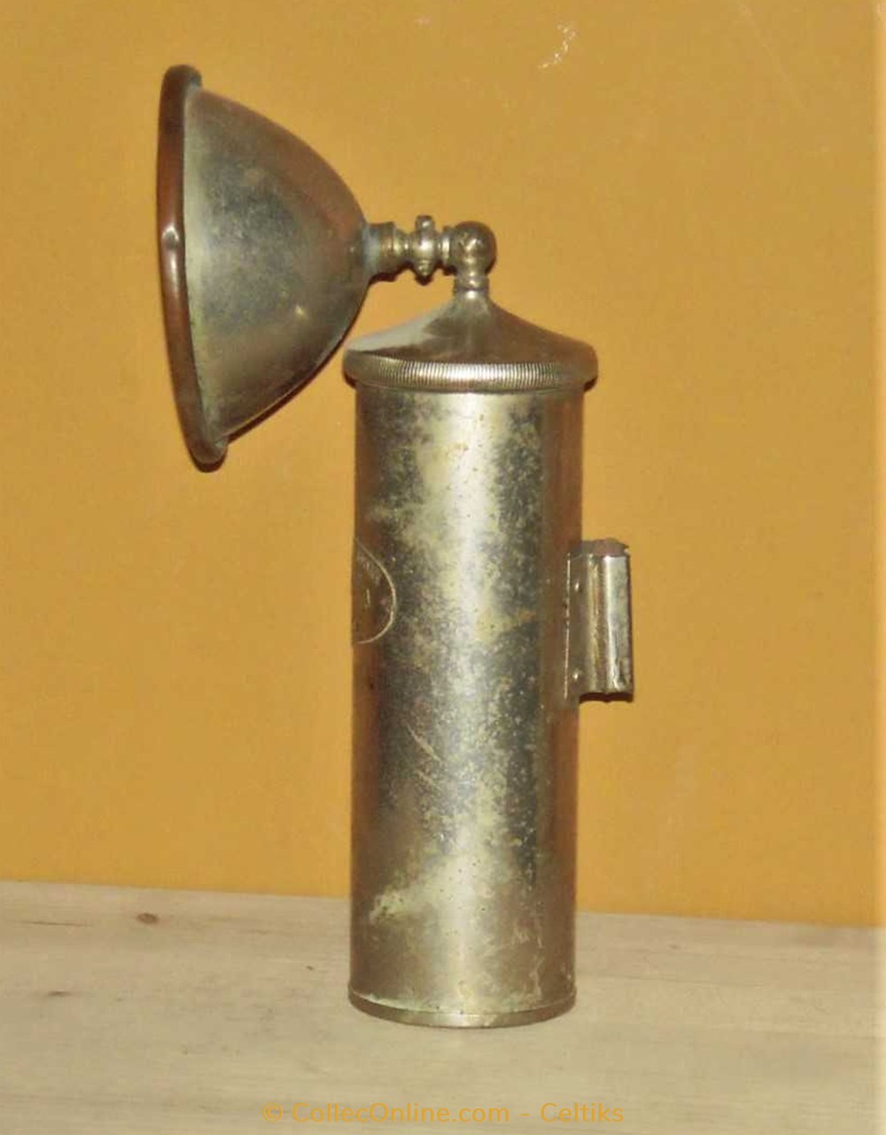 transports lampe a carbure de velo