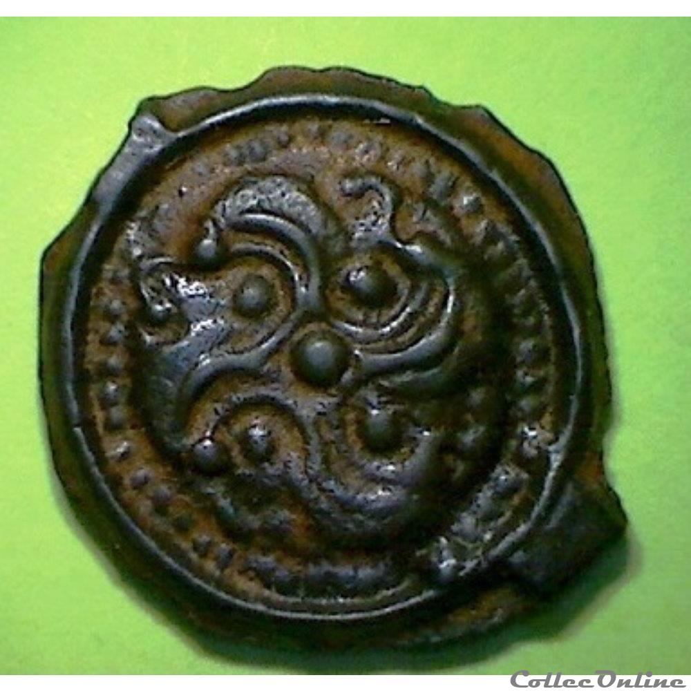 monnaie antique gauloise serie 35 potin au swastika