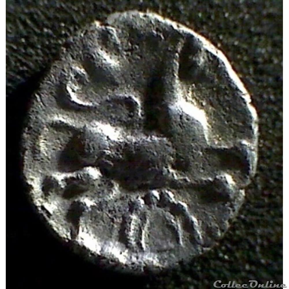 DT série 377 minimi à la tête de pallas monnaie antique gauloise dt serie 377 minimi a la tete de pallas