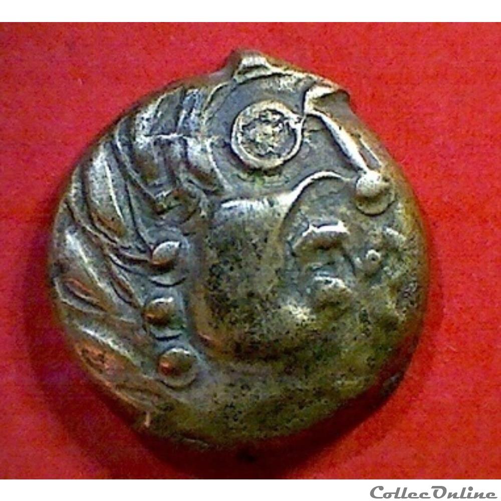 série 556 DT 2637 var bronze type YLLYCCI à l'oiseau monnaie antique gauloise serie 556 dt 2637 var bronze type yllycci a oiseau