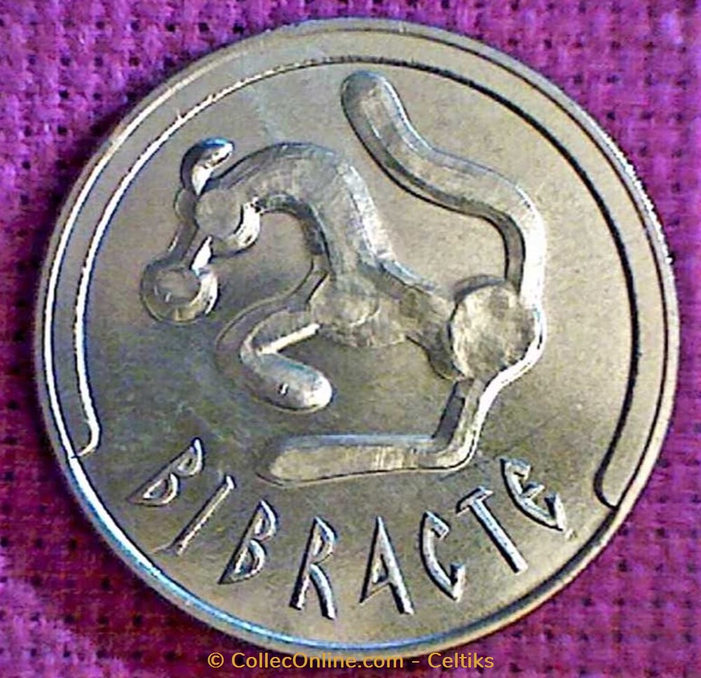 MEDAILLE - BIBRACTE medailles france touristiques medaille bibracte
