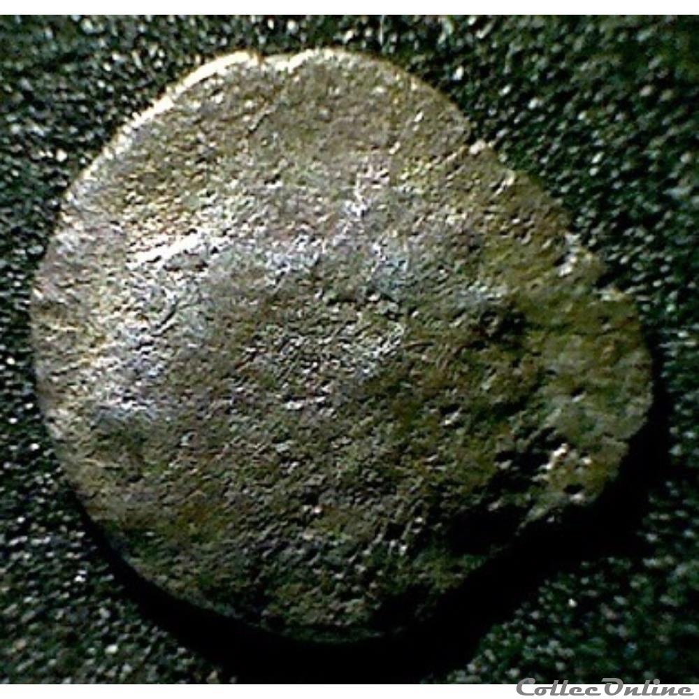série 1286 DT 3711 var fraction au cheval et au triangle monnaie antique gauloise serie 1286 dt 3711 var fraction au cheval et au triangle