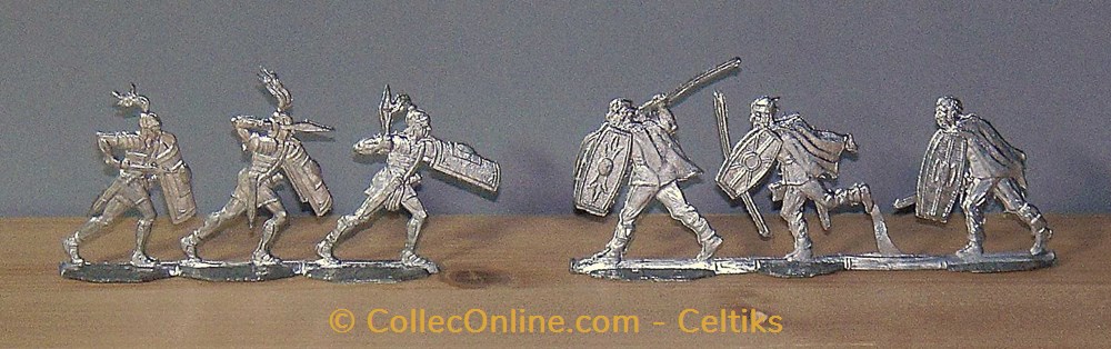 plat d'étain 2 2 figurines autres plat etain 2