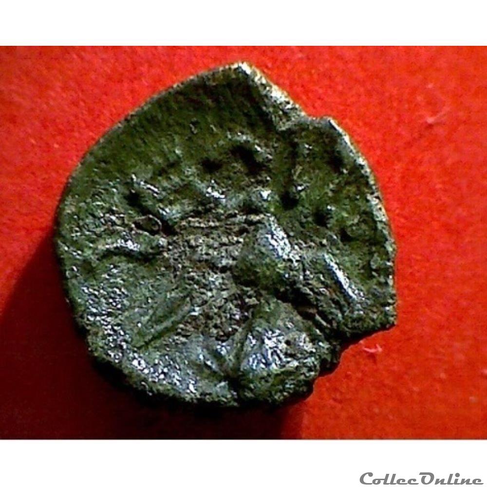 série989 DT 3276 bronze SECISV à la tête de face monnaie antique gauloise serie989 dt 3276 bronze secisv a la tete de face