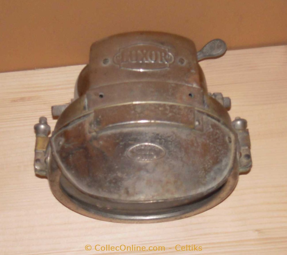 transports phare a acetylene de voiture
