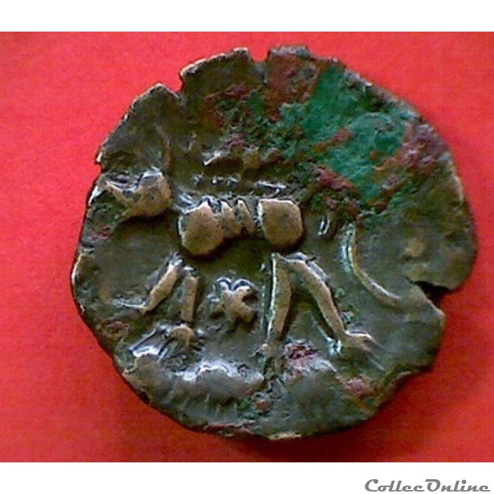 série 538 DT 2608 bronze au loup tête à droite monnaie antique gauloise serie 538 dt 2608 bronze au loup tete a droite