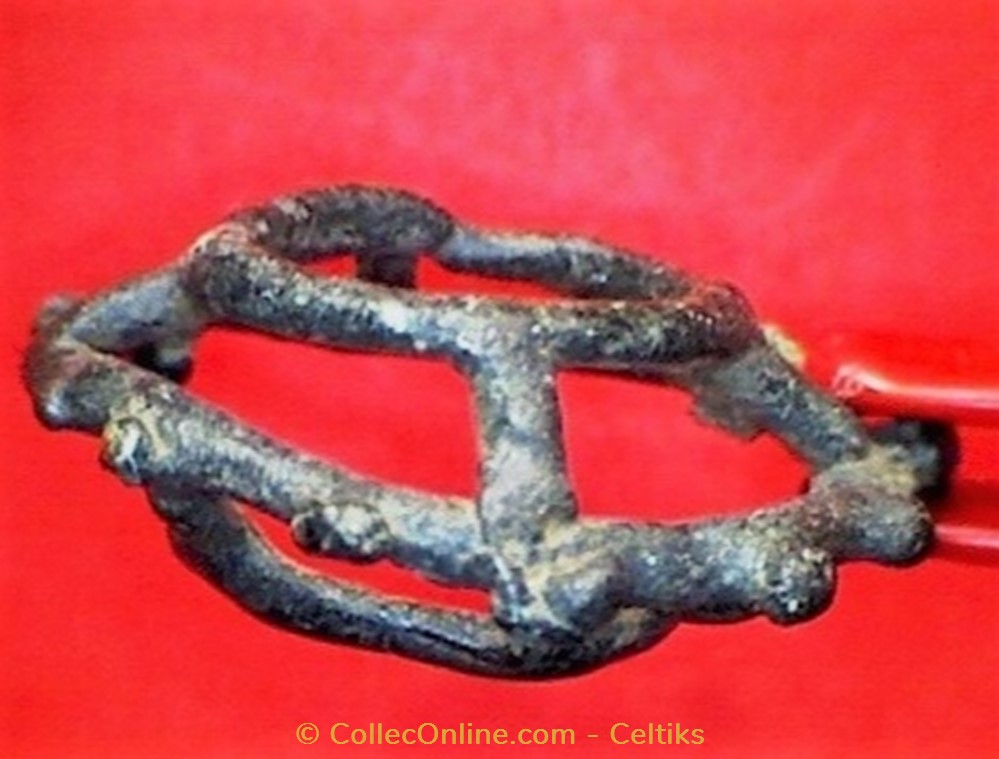 rouelle cage art antiquites archeologie europe rouelle cage