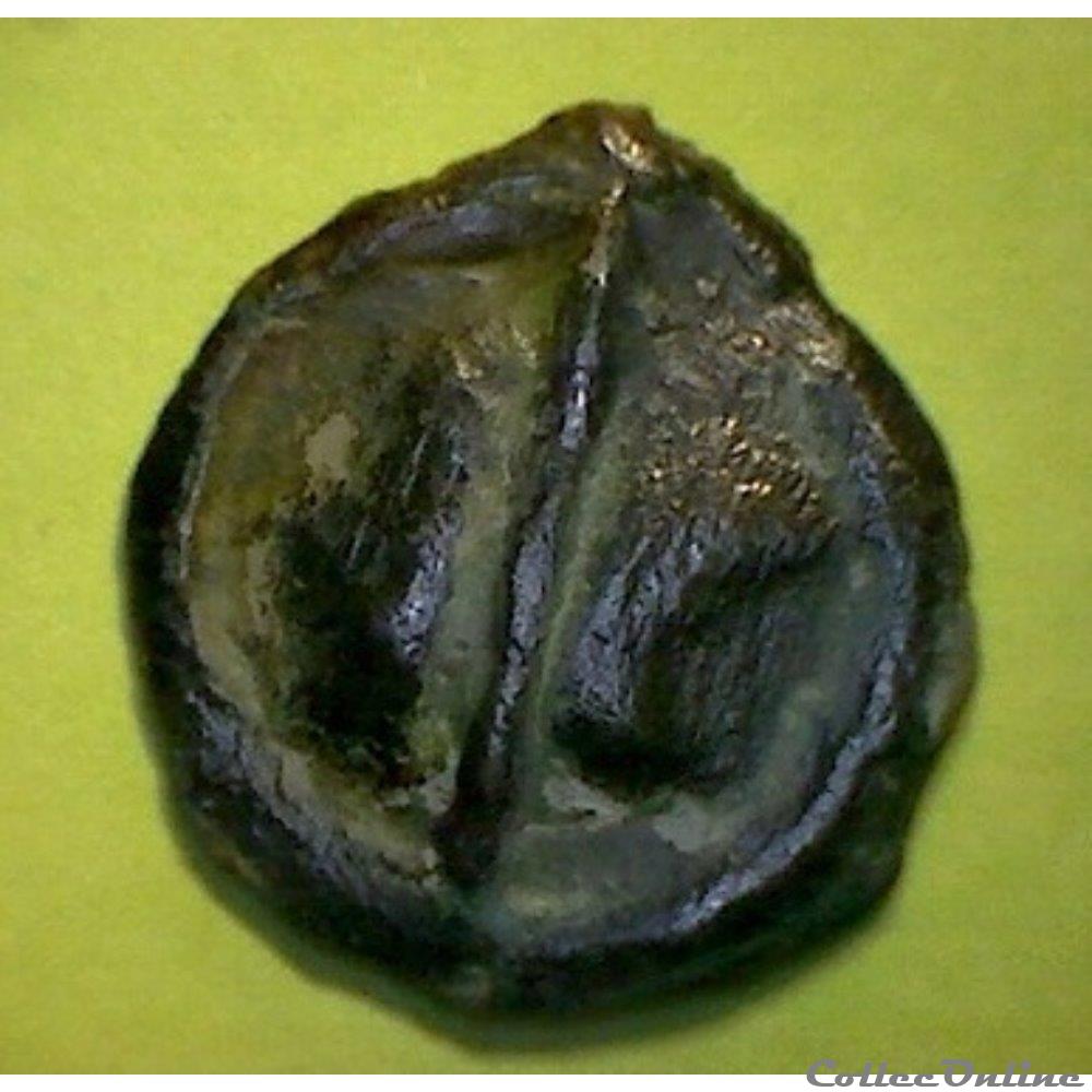 monnaie antique gauloise serie 968 dt manque potin a la tete janiforme