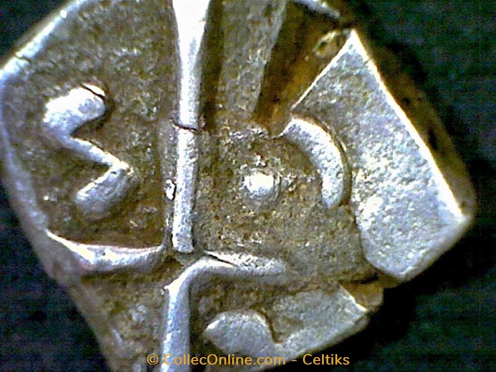 drachme à la tête bouclée du Causé 3 monnaies antiques celtes drachme a la tete bouclee du cause