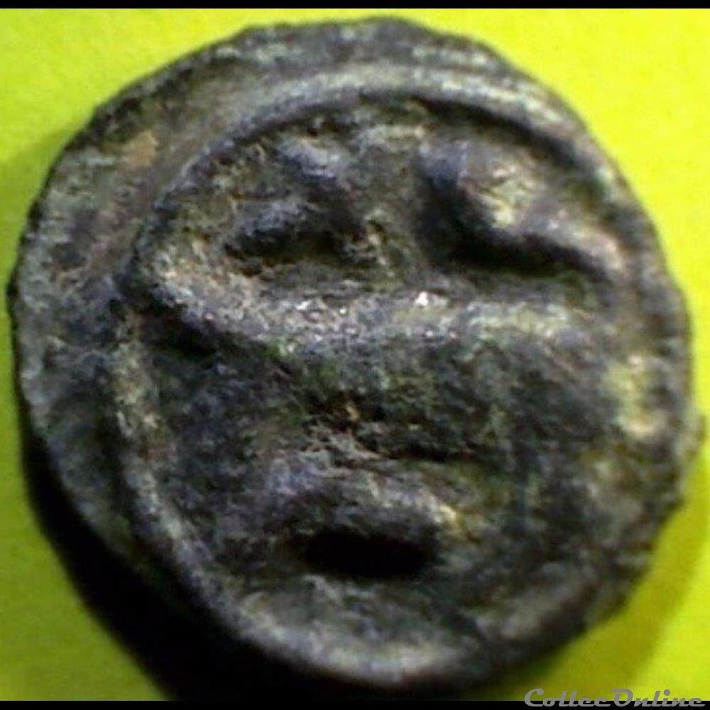serie 1139 potin à la tête diabolique et à la croisette monnaie antique gauloise serie 1139 potin a la tete diabolique et a la croisette