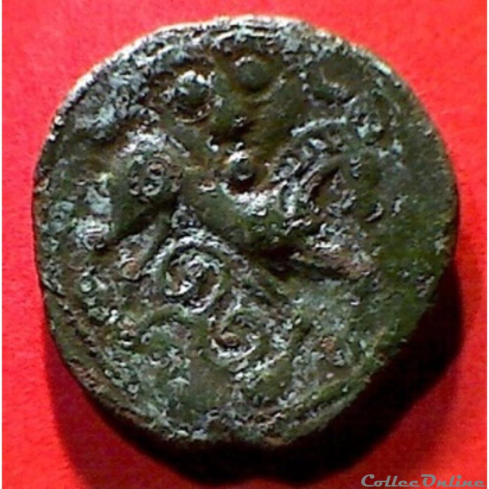 série 46 DT 368 bronze au cheval au masque et au triskèle monnaie antique gauloise serie 46 dt 368 bronze au cheval au masque et au triskele