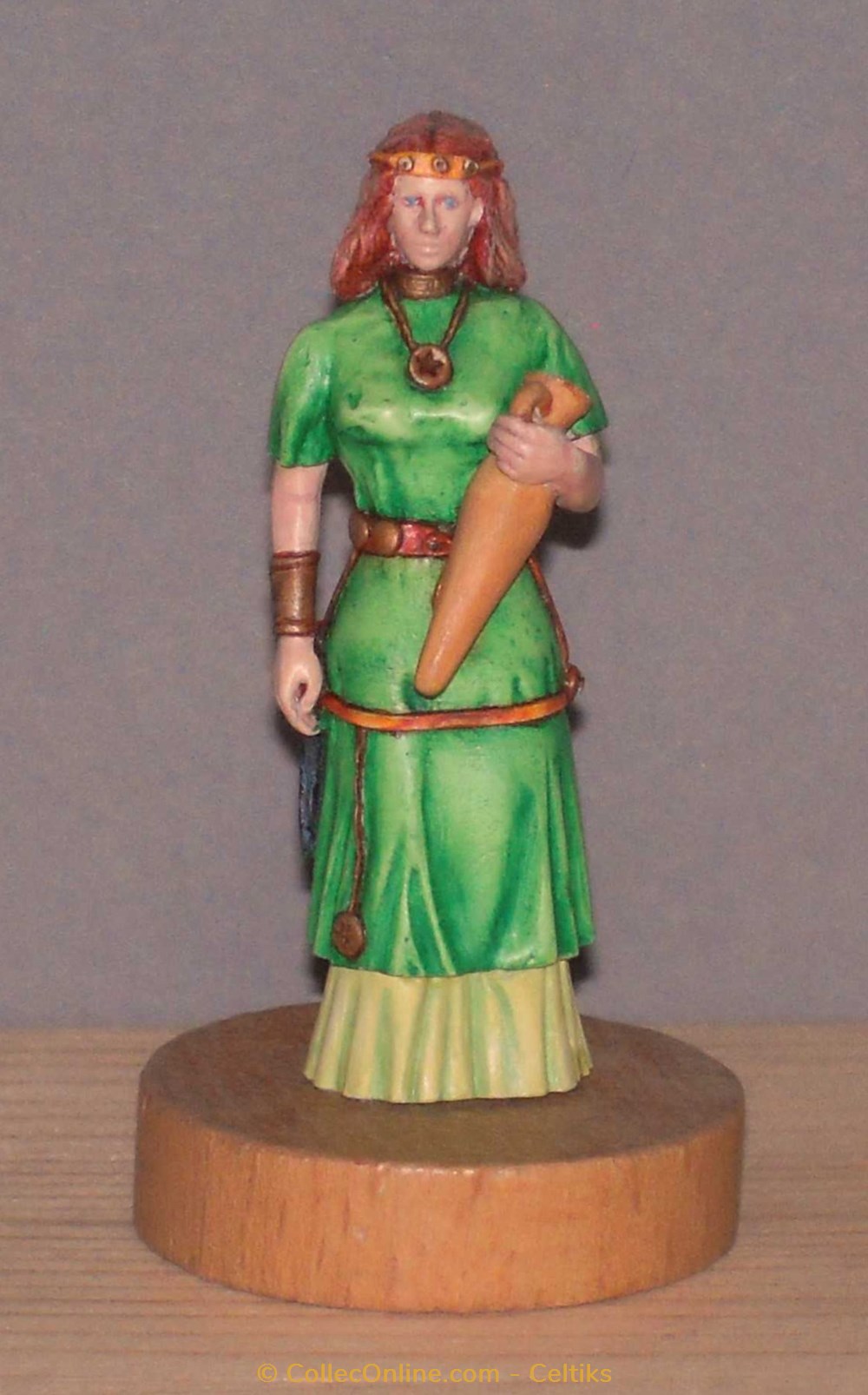 plomb marque ? figurines historique antiquite plomb marque