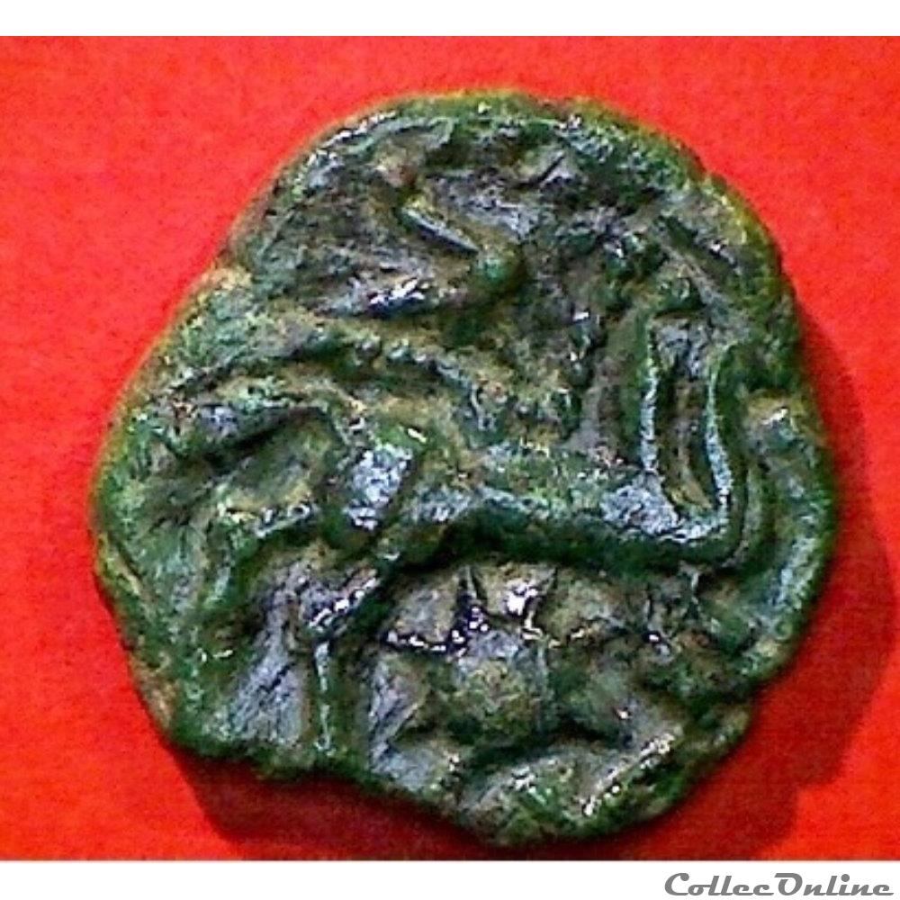 série 43 DT 293 var bronze au personnage courant monnaie antique gauloise serie 43 dt 293 var bronze au personnage courant