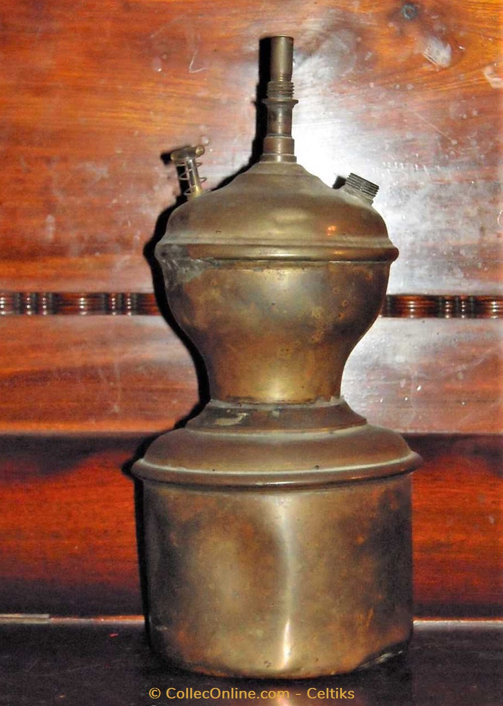 art antiquites eclairage ancien lampe a carbure de maison