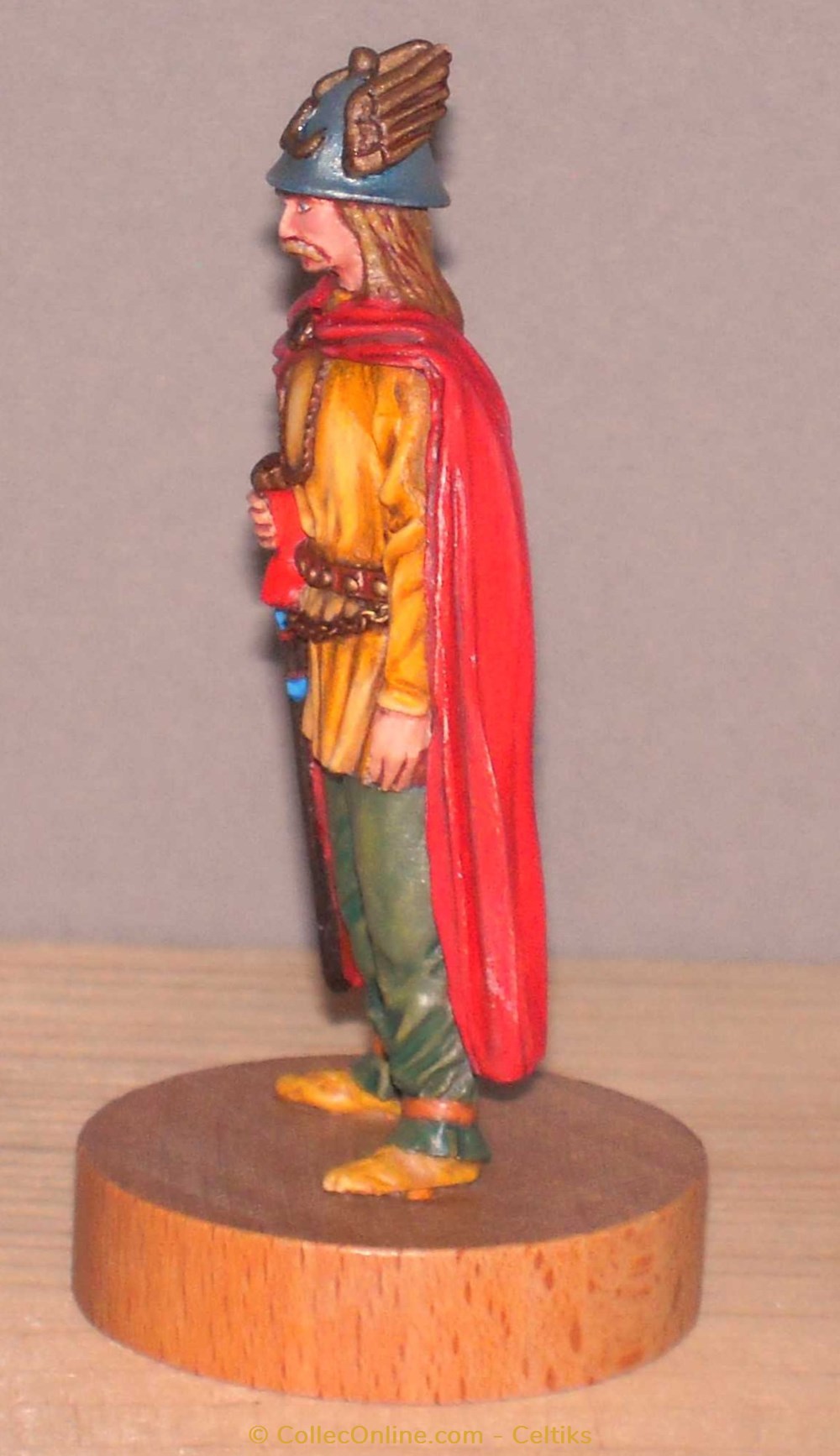 plomb marque ? 2 figurines historique antiquite plomb marque