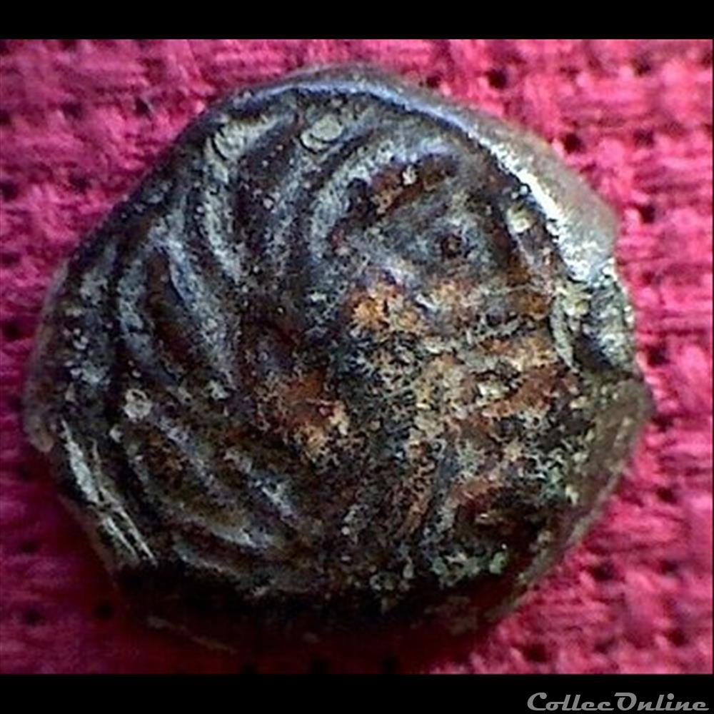 monnaie antique gauloise oiseau