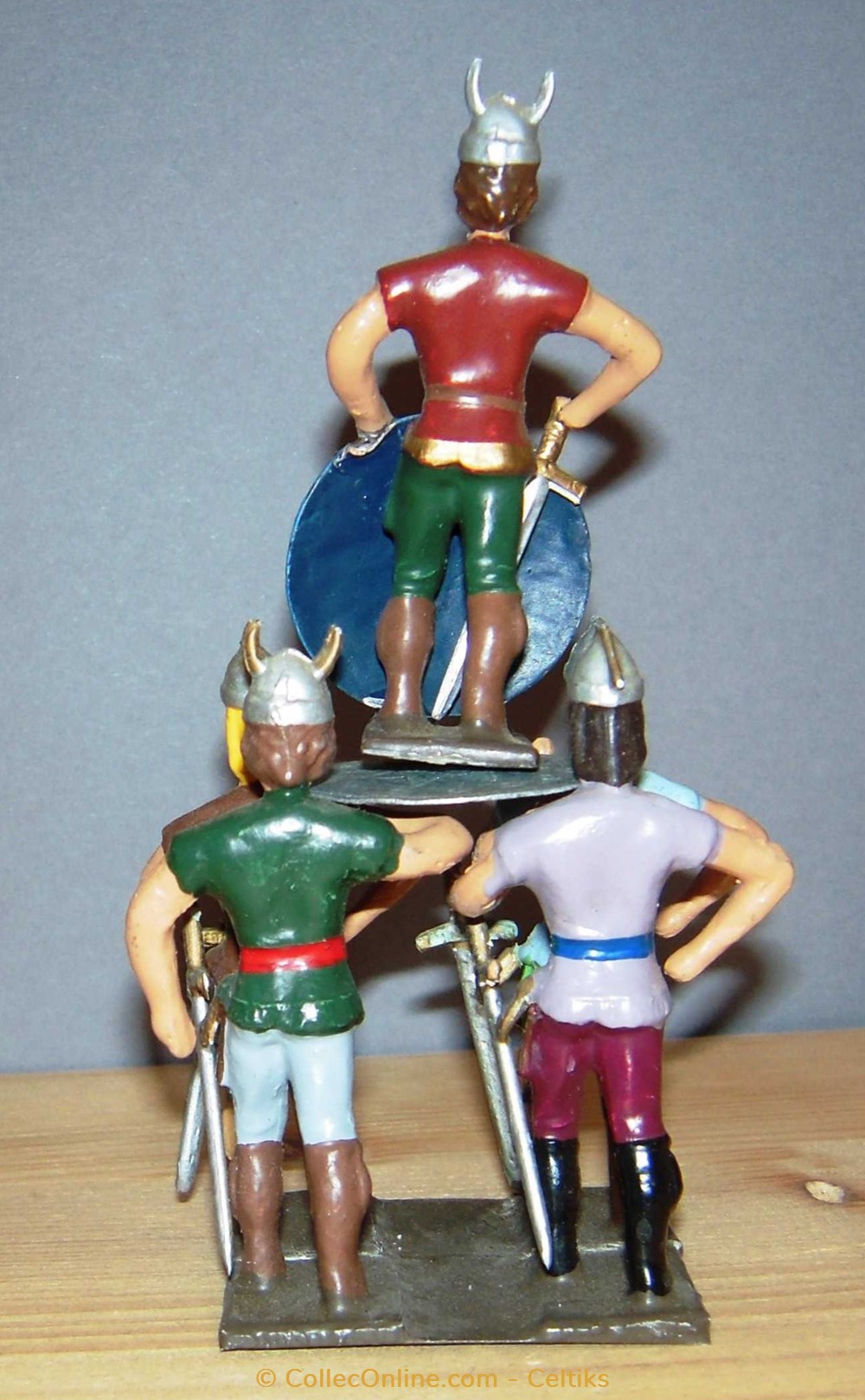 CBG MIGNOT 3 figurines autres cbg mignot