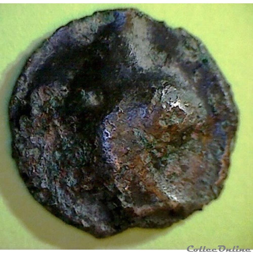 (incertains ) potin au taureau chargeant et au quatre globules monnaie antique gauloise incertains potin au taureau chargeant et au quatre globules