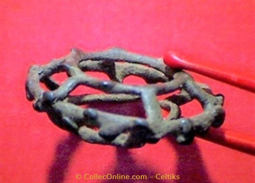 rouelle cage art antiquites archeologie europe rouelle cage