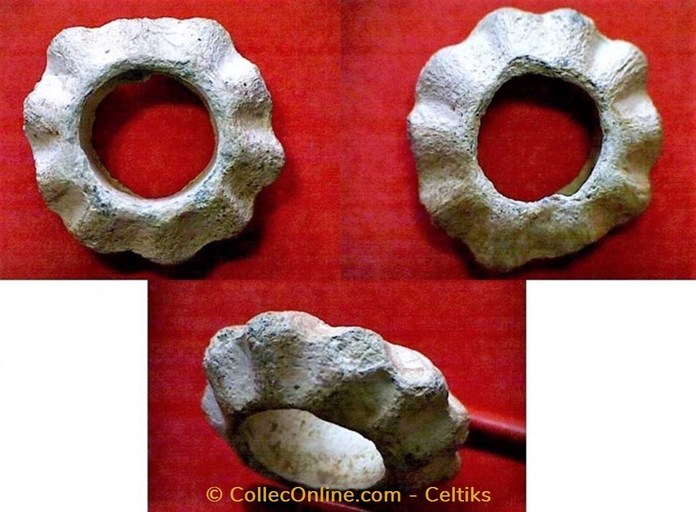 art antiquites archeologie europe fusaiole 10 cabochons