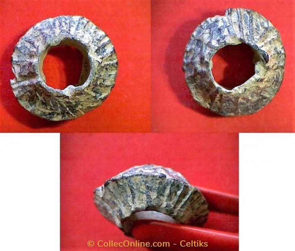 fusaïole - biconvexe art antiquites archeologie europe fusaiole biconvexe