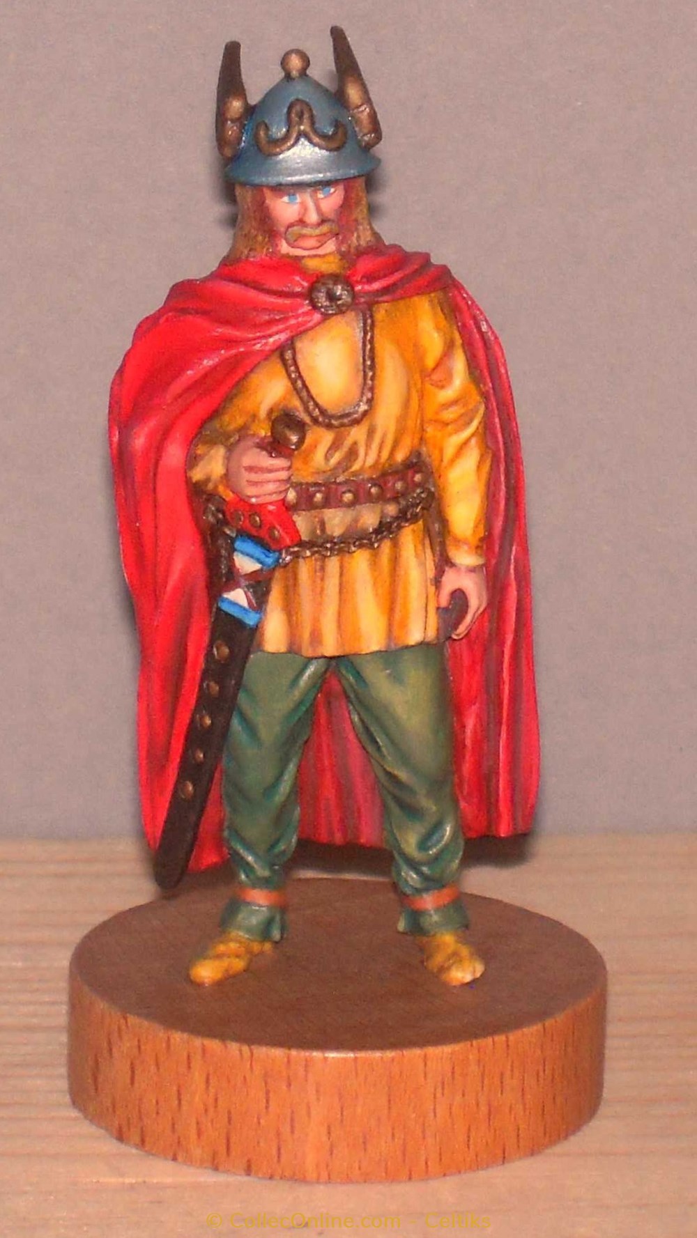 plomb marque ? figurines historique antiquite plomb marque