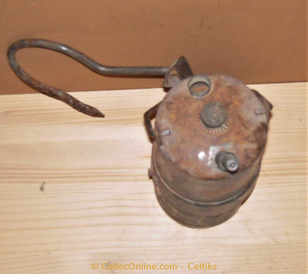lampe à carbure art antiquites eclairage ancien exterieur lampe a carbure