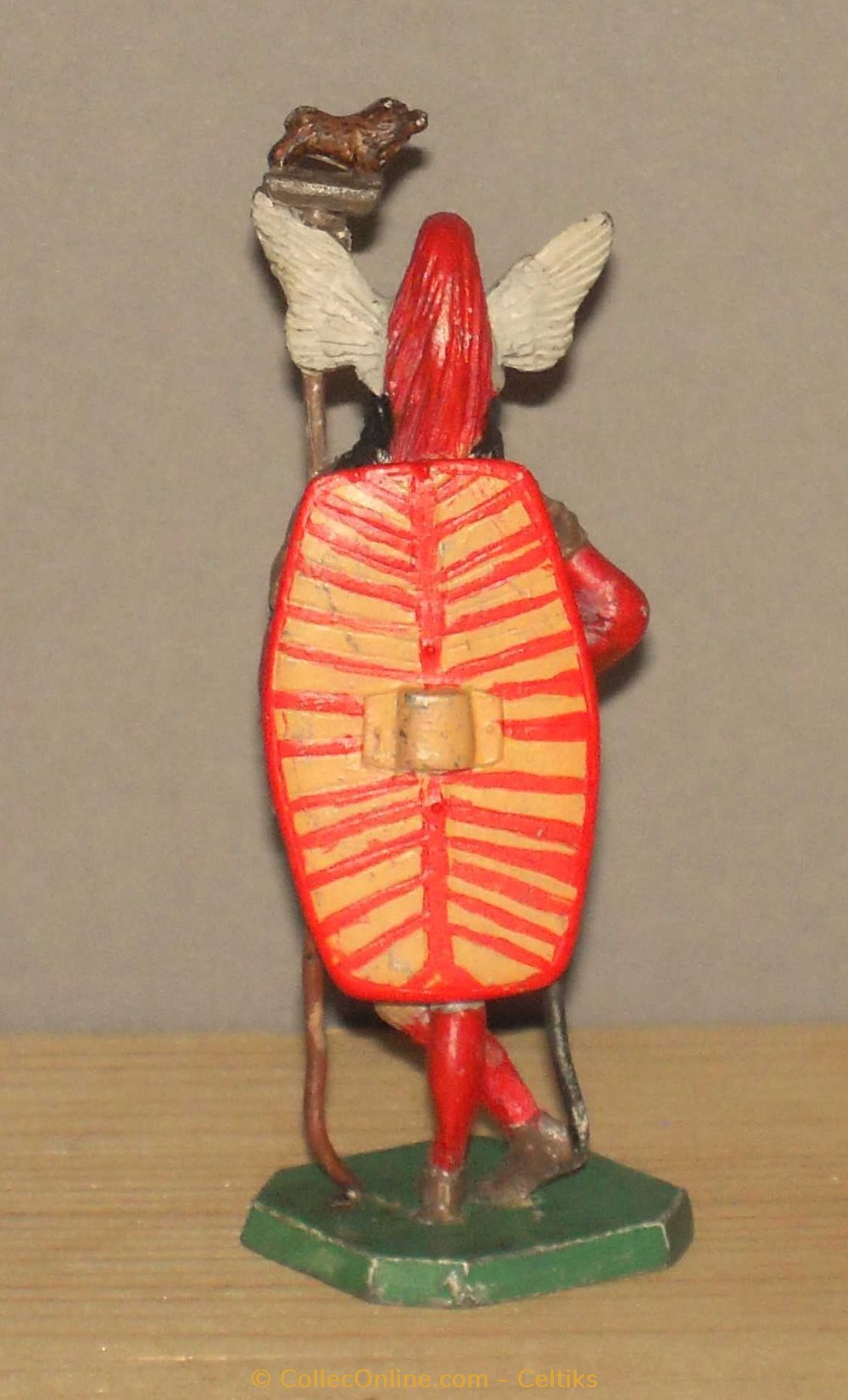 figurines autres rose miniatures