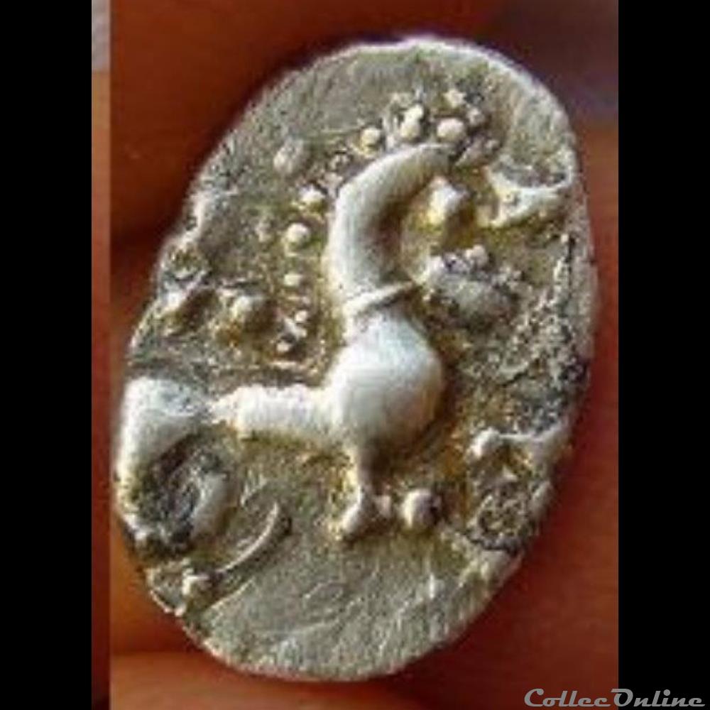 DT série 377 minimi à la tête de Pallas monnaie antique gauloise dt serie 377 minimi a la tete de pallas