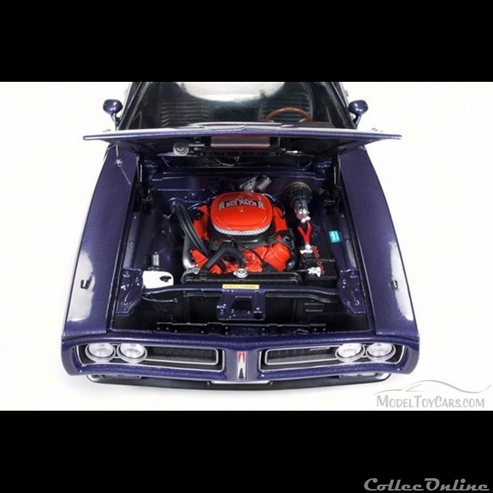 Dodge Charger Super Bee (Hemmings Motor News) 1971 - Auto World 4 modele reduit voiture dodge charger super bee hemmings motor news 1971 auto world