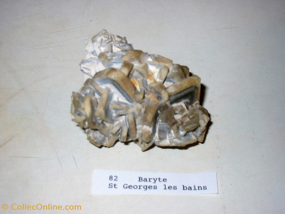BARYTE St Georges les bains mineraux meteorites baryte st georges les bains