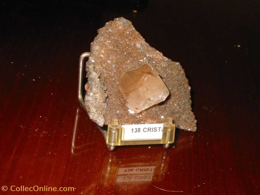 mineraux meteorites cristal de calcite