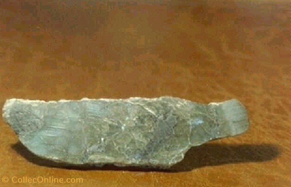 LABRADORITE mineraux meteorites labradorite