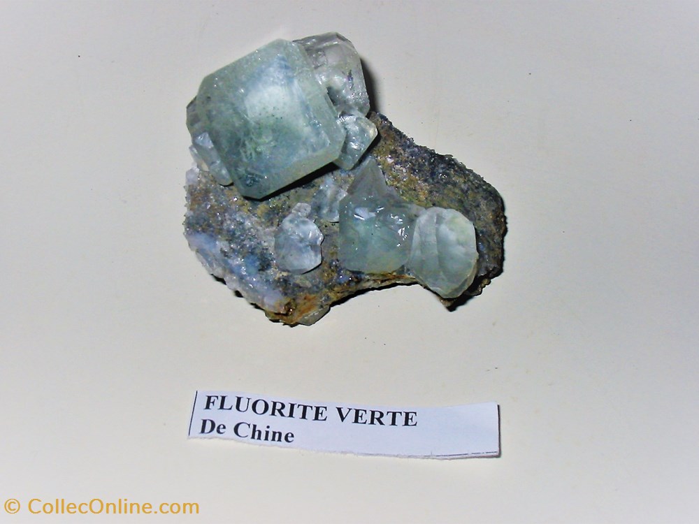 FLUORINE verte bisautée mineraux meteorites fluorine verte bisautee