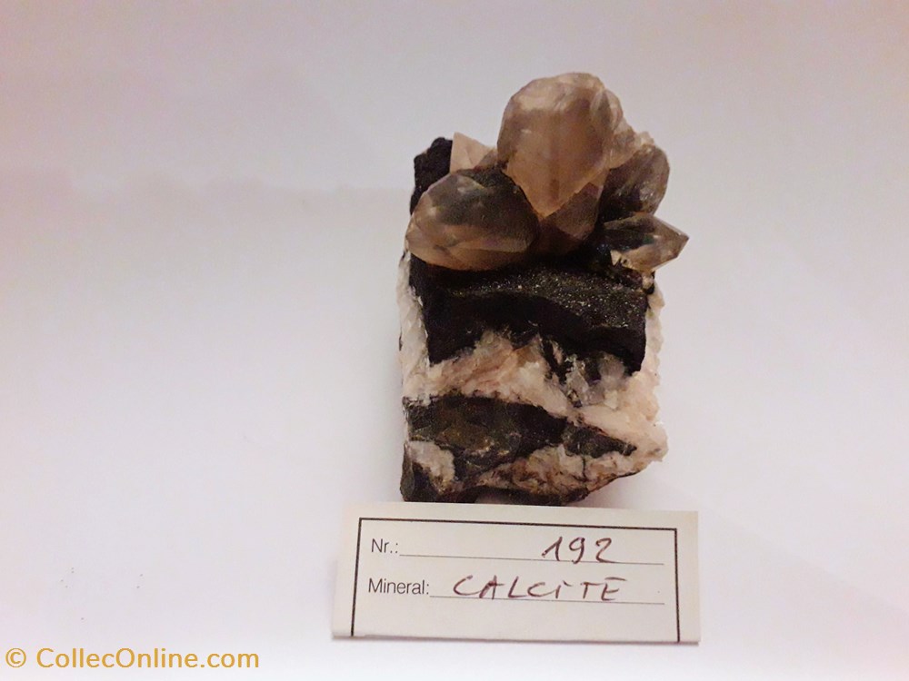 CALCITE d'Anduze mineraux meteorites calcite anduze