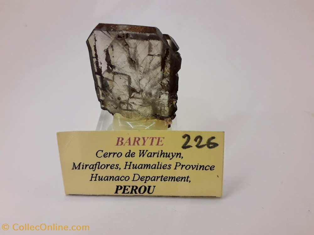BARYTE mineraux meteorites baryte