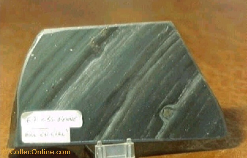 mineraux meteorites obsidienne arc en ciel
