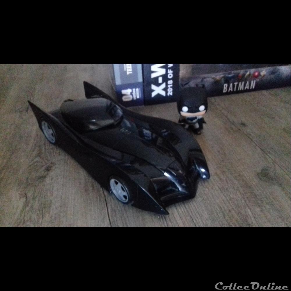 jeux jouet batmobile vintage dc comics 1997