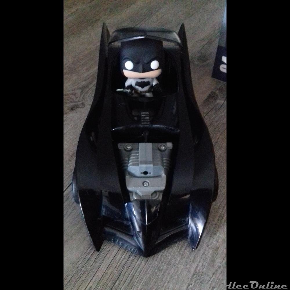 jeux jouet batmobile vintage dc comics 1997
