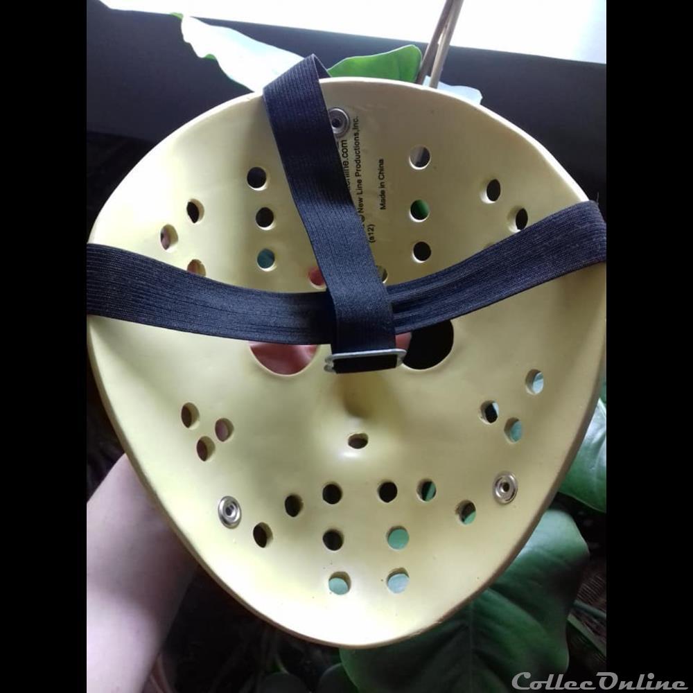 Réplique masque Jason Voorhees - Vendredi 13 Part 3 - Neca 3 figurine cinema replique masque jason voorhees vendredi 13 part 3 neca