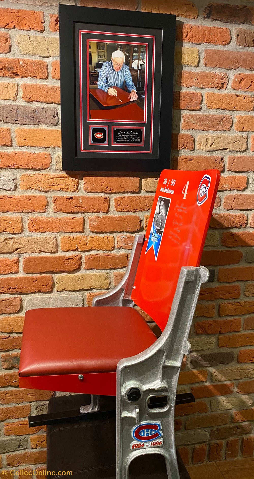 Banc du forum et cadre d’authentifications sport olympisme sports de glace hockey sur banc du forum et cadre d authentifications