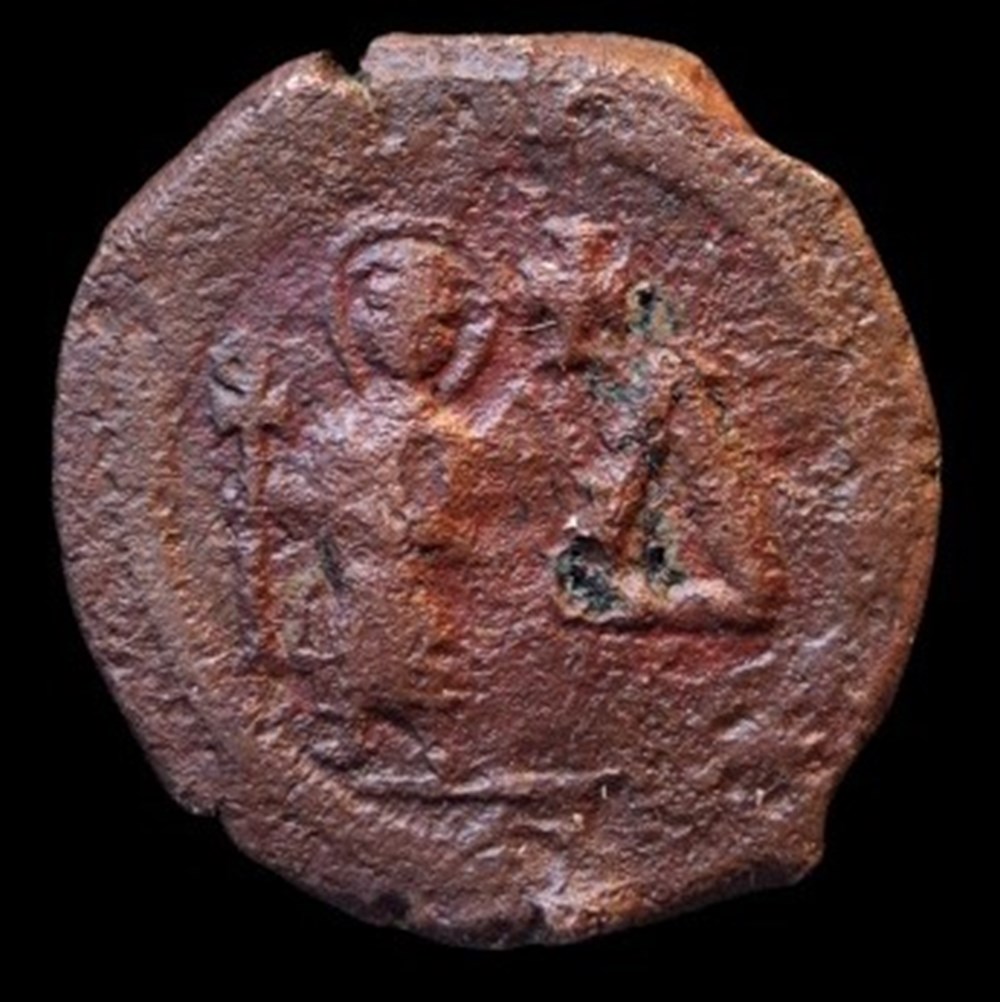 Demi Follis de Maurice, Constantina et Théodosius émis à Cherson (582-602 ap J.-C.) monnaies byzantines empire anastase tibere demi follis de maurice constantina et theodosius emis a cherson 582 602 ap j c