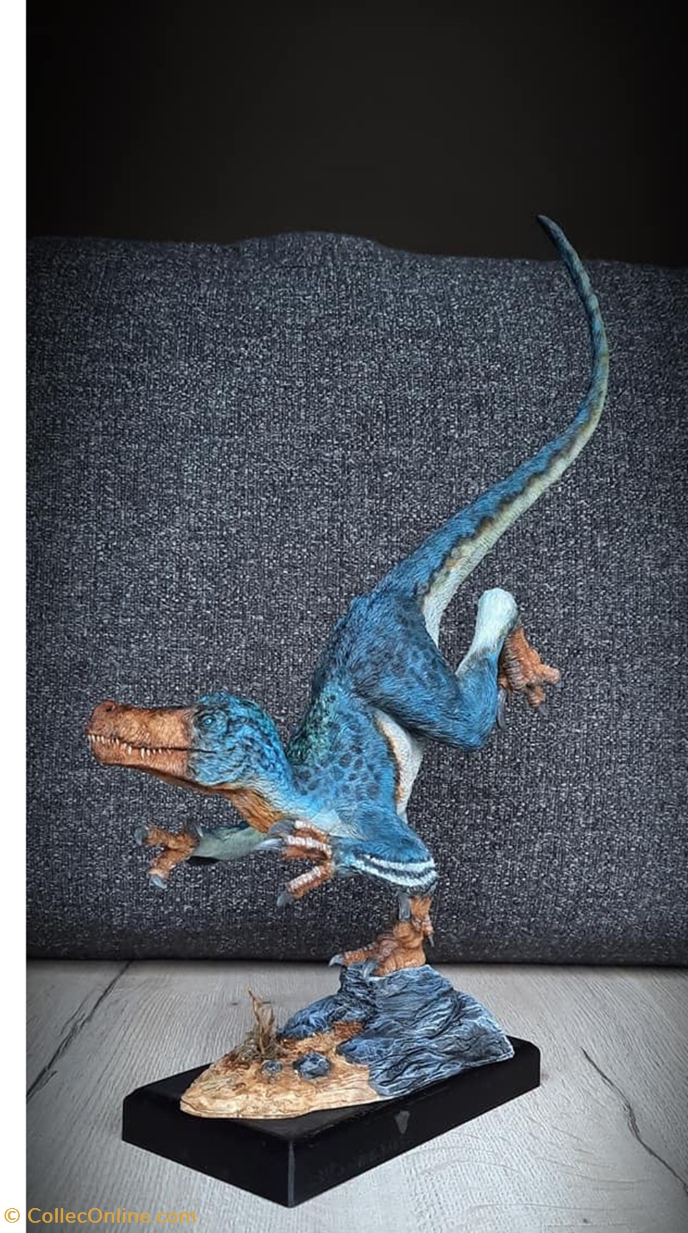 figurines autres utahraptor cen daoyi 2018