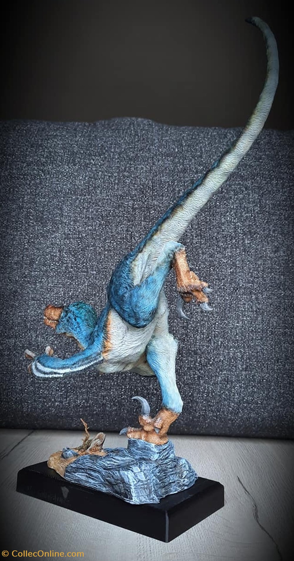 figurines autres utahraptor cen daoyi 2018