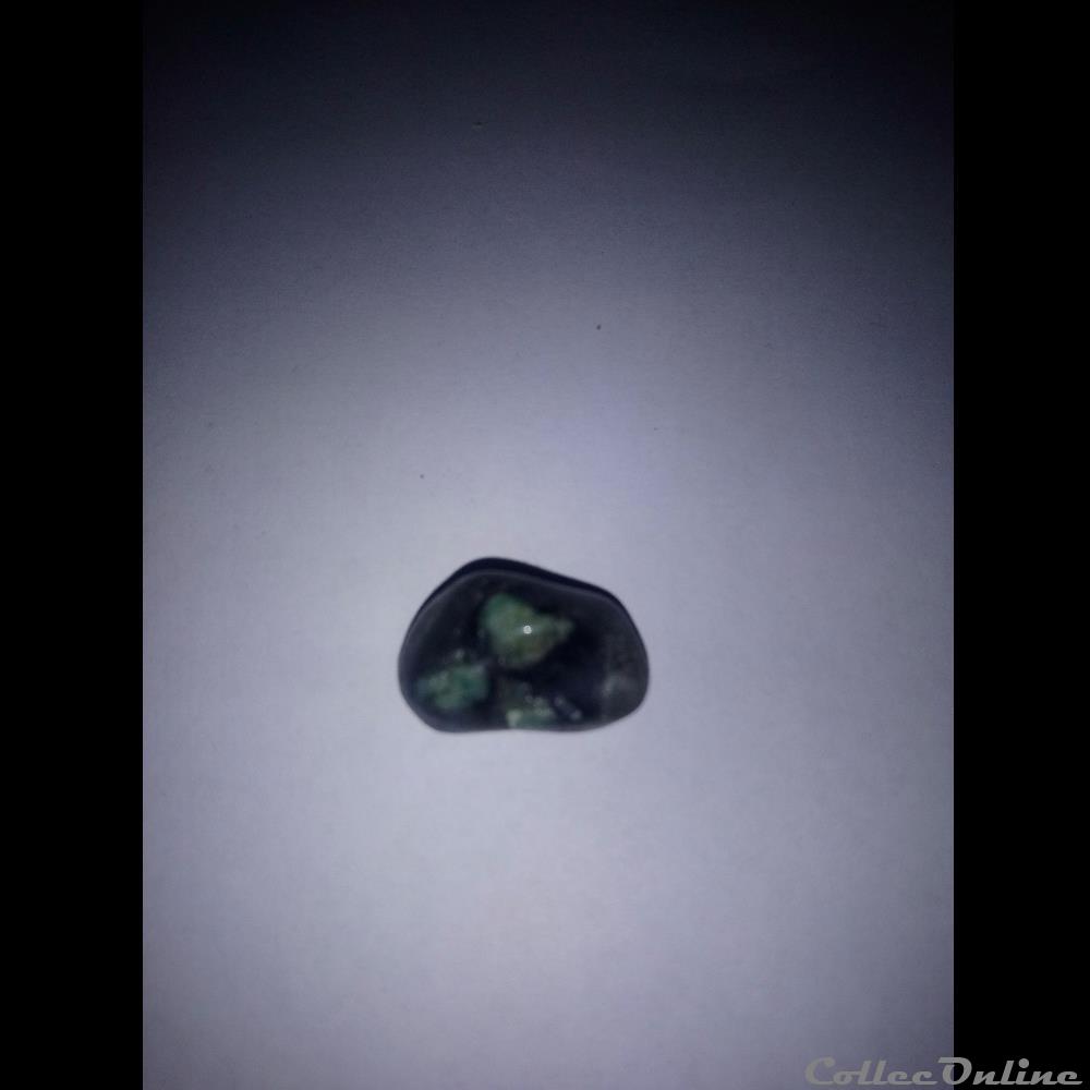 mineraux emeraude