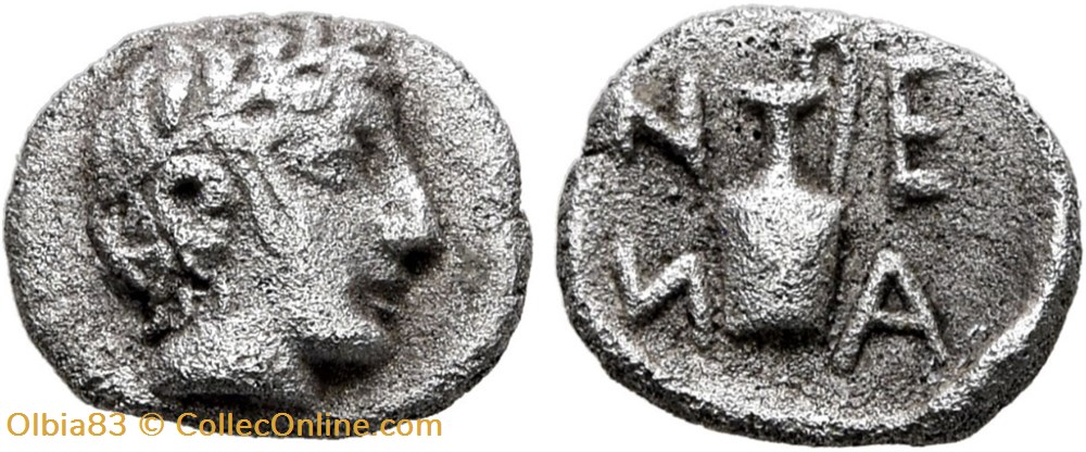 Néandria / Hemiobole / Tête laurée d’Apollon - Oenochoé + N-E/A-N monnaies antiques grecques neandria hemiobole tete lauree d apollon oenochoe n e a n