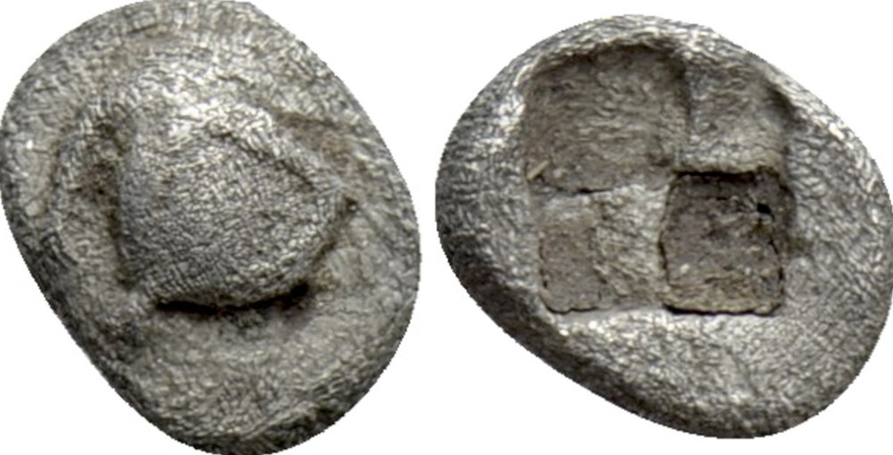 Ionie / Incertaine / Hémitartemorion / Œil humain / Carré creux. monnaies antiques grecques ionie incertaine hemitartemorion il humain carre creux