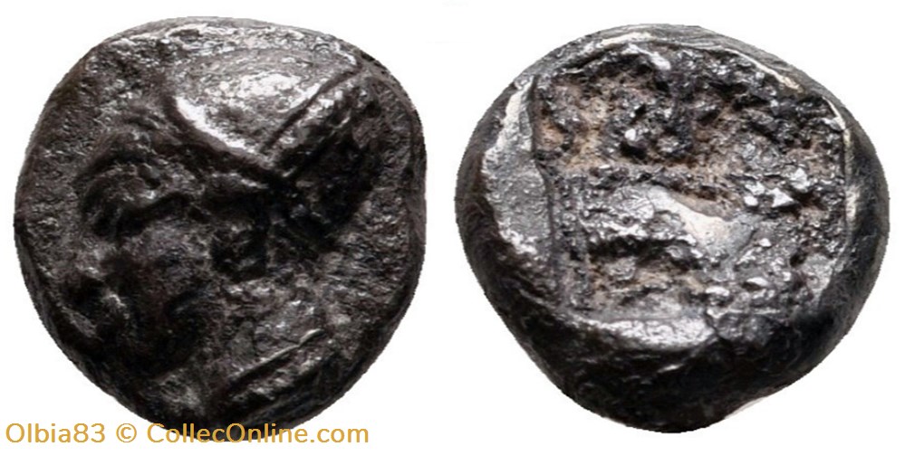 Phocée / Diobole / Tête de femme portant un sakkos à gauche / Carré creux. monnaies antiques grecques phocee diobole tete de femme portant un sakkos a gauche carre creux