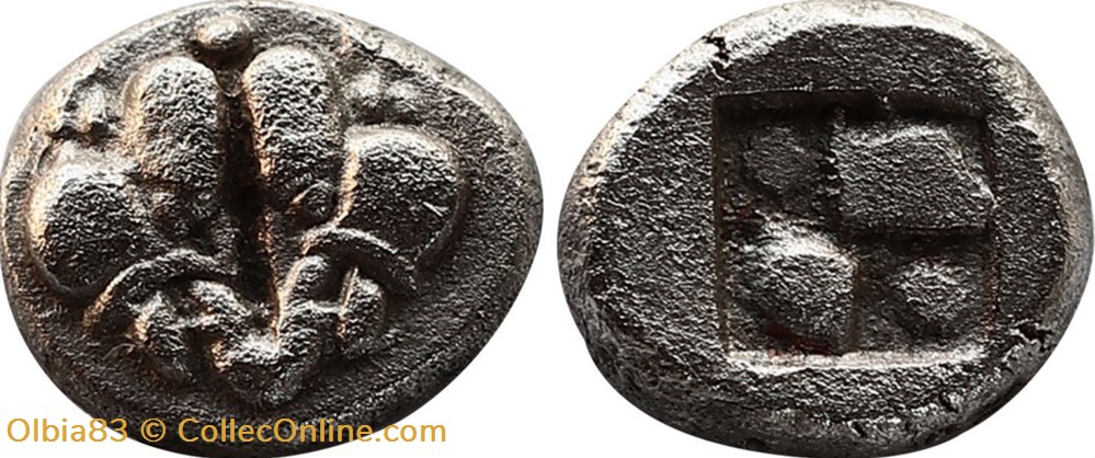 Ile de Lesbos / 1/8 eme de statère / Têtes de sangliers confrontées - Carré creux. monnaies antiques grecques ile de lesbos 1 8 eme de statere tetes de sangliers confrontees carre creux